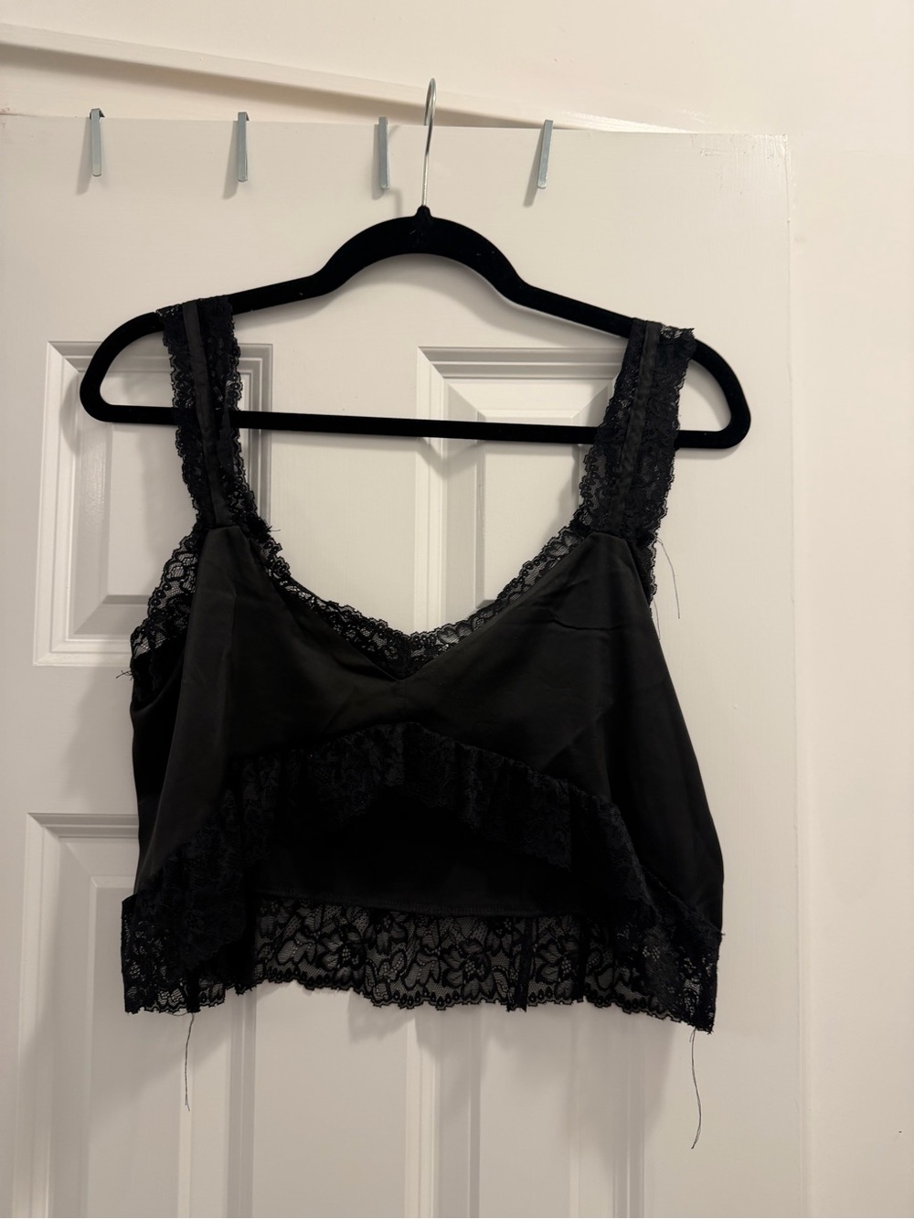 Black Lace Trim Cropped Camisole Top